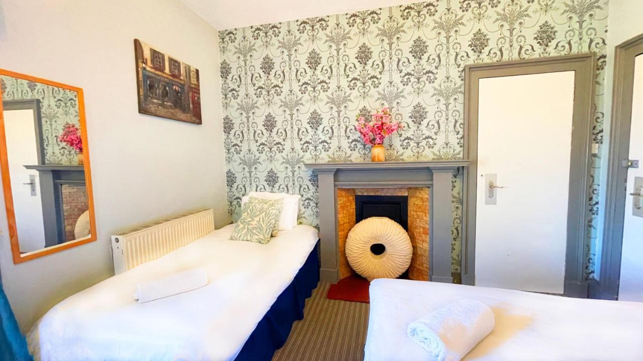 Kirkhill Estate Rooms Gorebridge Ngoại thất bức ảnh